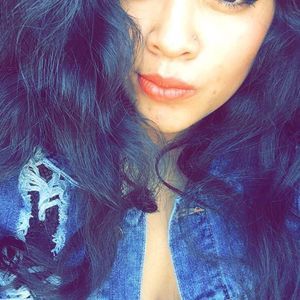 Meet your Posher, Angelita